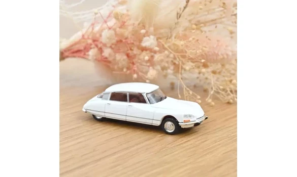 Citroën DS 23 1972 Blanc Meije 1/87