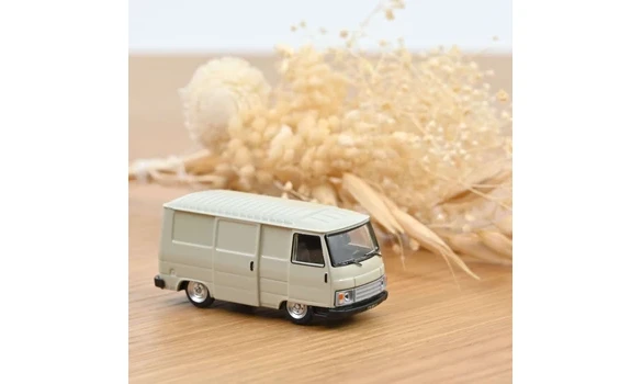 Peugeot J9 1981 Beige 1/87