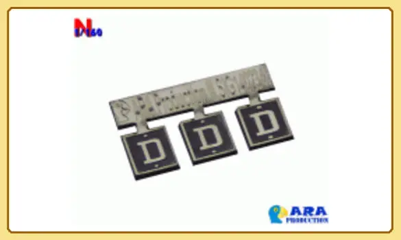 SNCF - 3 plaques D - Voie de Dépôt N